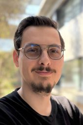 Staff__0003_Thomas Deschler