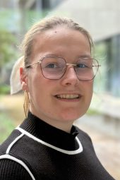 Staff__0007_Sarah Cote